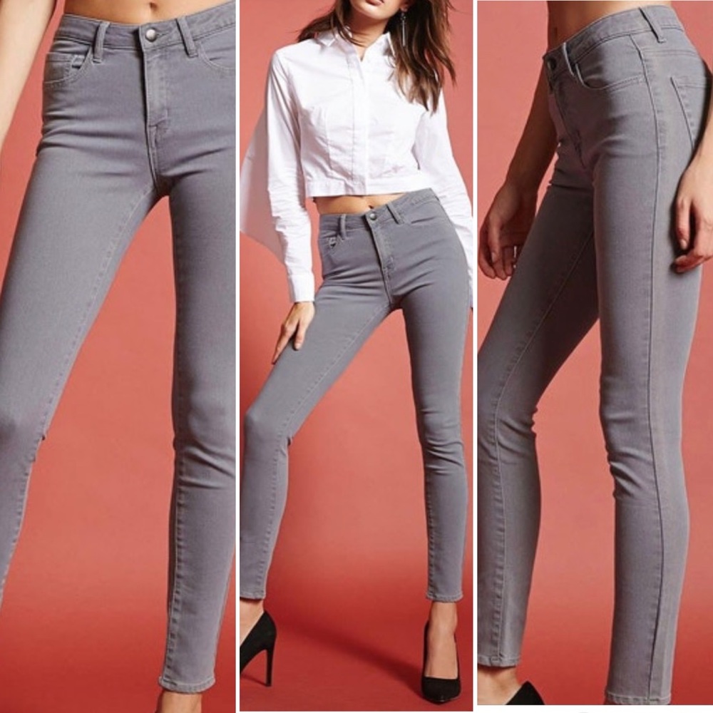 Forever 21 skinny mid rise jeans in gray size 26